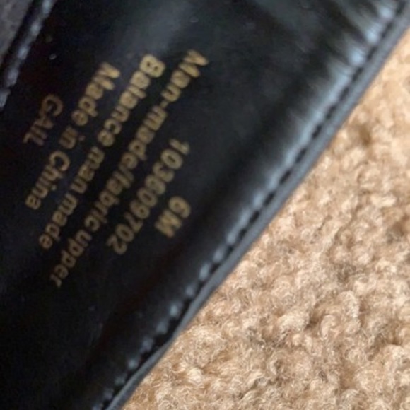 Dressbarn - Picture 4 of 9